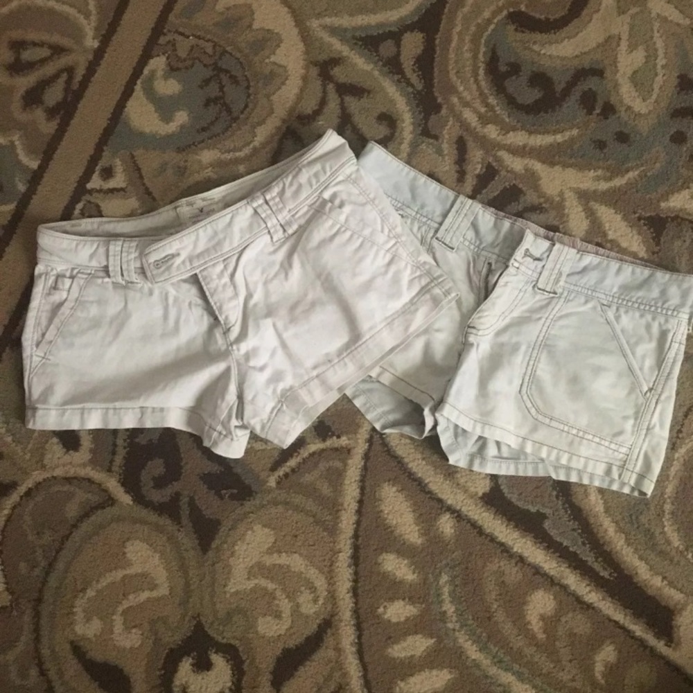 American Eagle khaki shorts